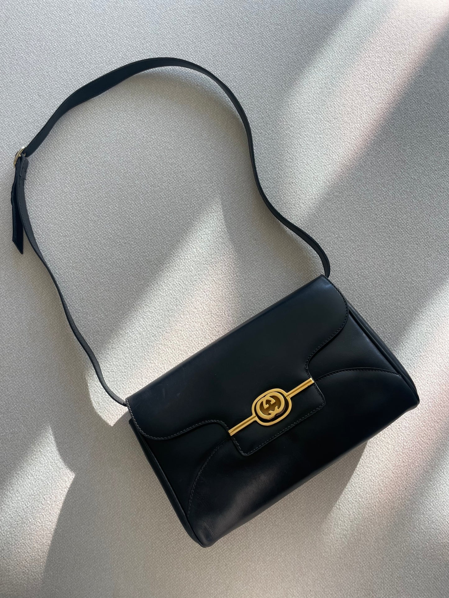 Gucci GG Interlocking Turn Lock Crossbody Shoulder Bag