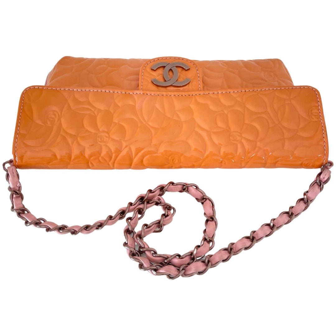 Chanel Camellia Patent Flap Taske 2003-2004