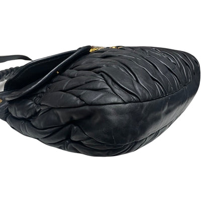 Miu Miu Coffer Matelass Hobo Taske