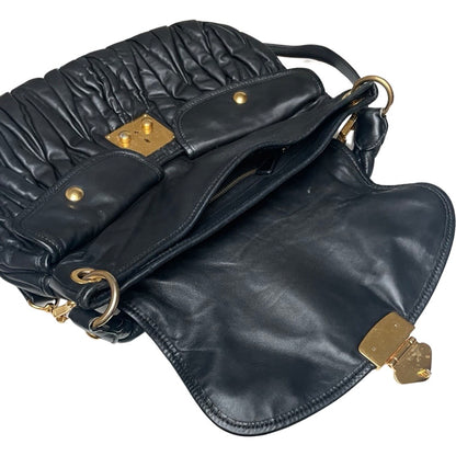 Miu Miu Coffer Matelass Hobo Taske